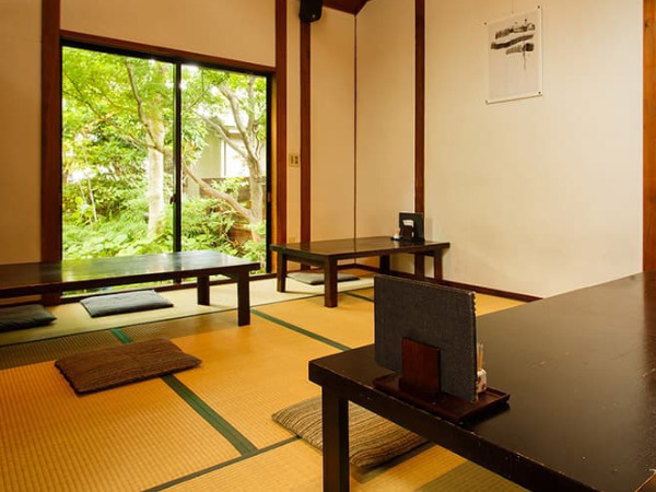 姪浜の和食居酒屋「旬や みなくち」