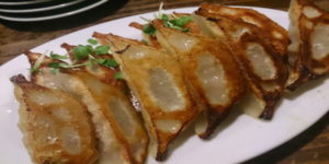 姪浜餃子居酒屋 「門際飯荘」②