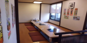 姪浜ランチさんぞくや