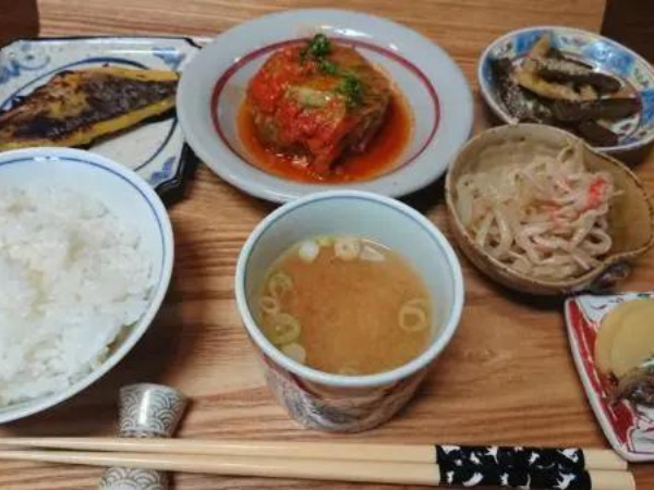 姪浜の隠れ家カフェ「ふくろう」